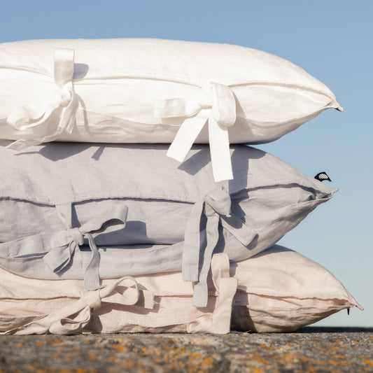 Linen large pillowcase | white