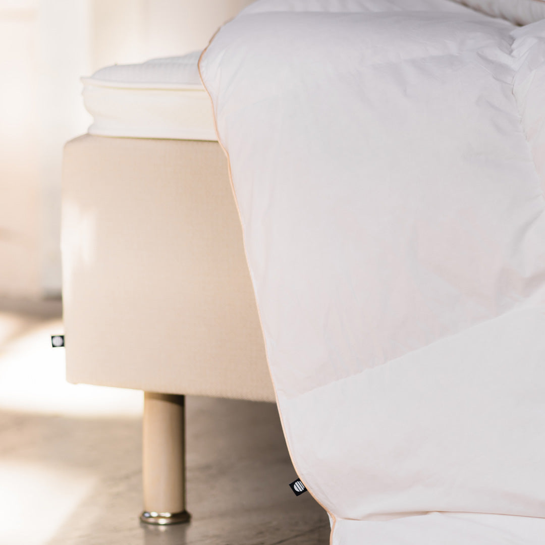 Bed legs and accessories