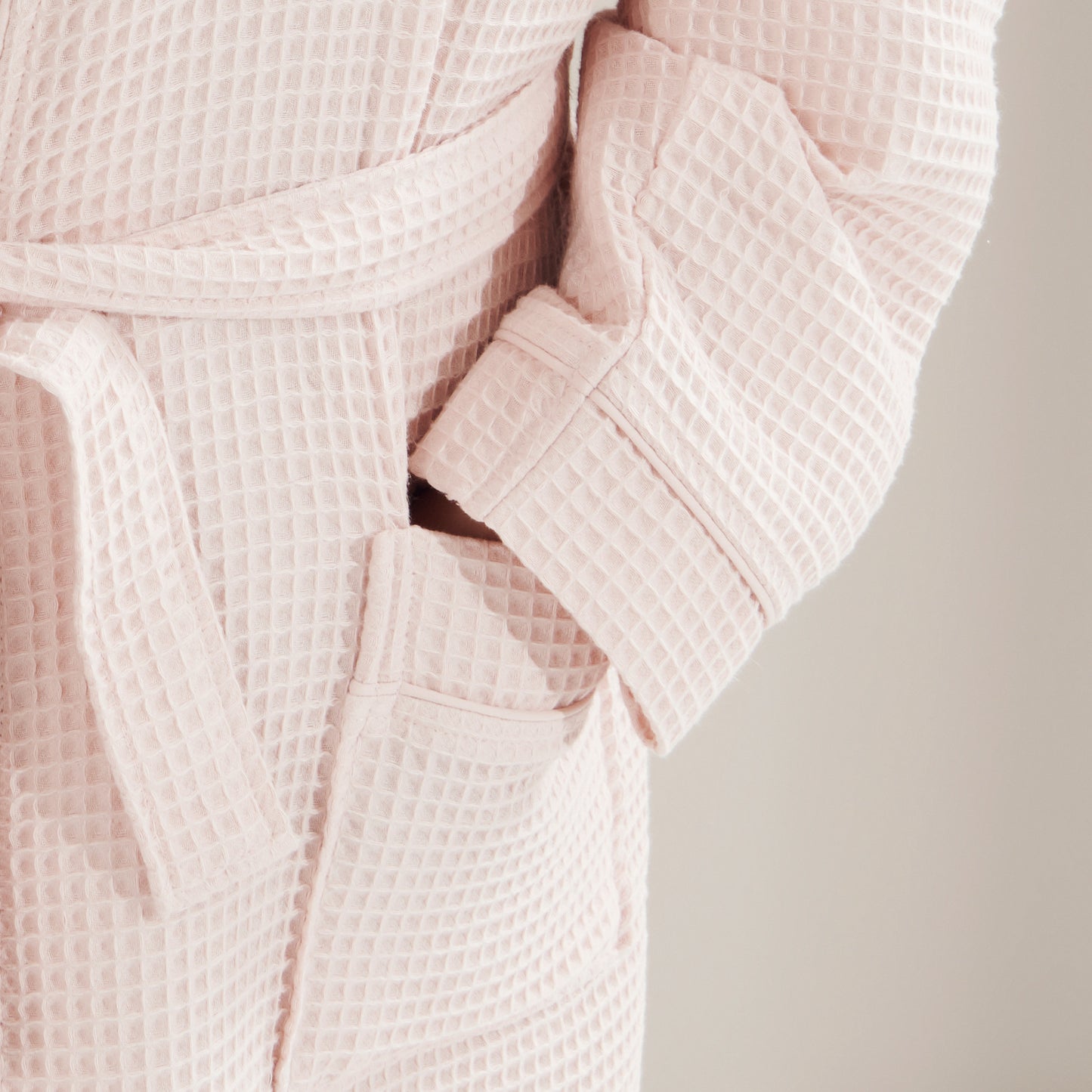 Waffle bathrobe L–XL | powder