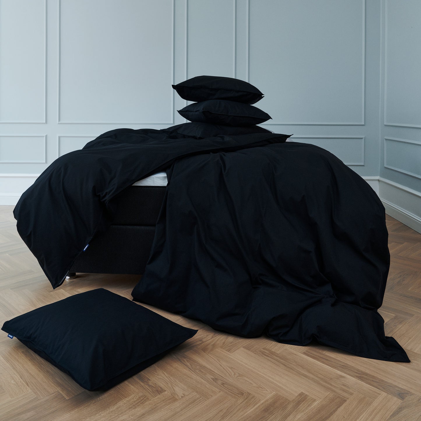 Percale large pillowcase | soot black