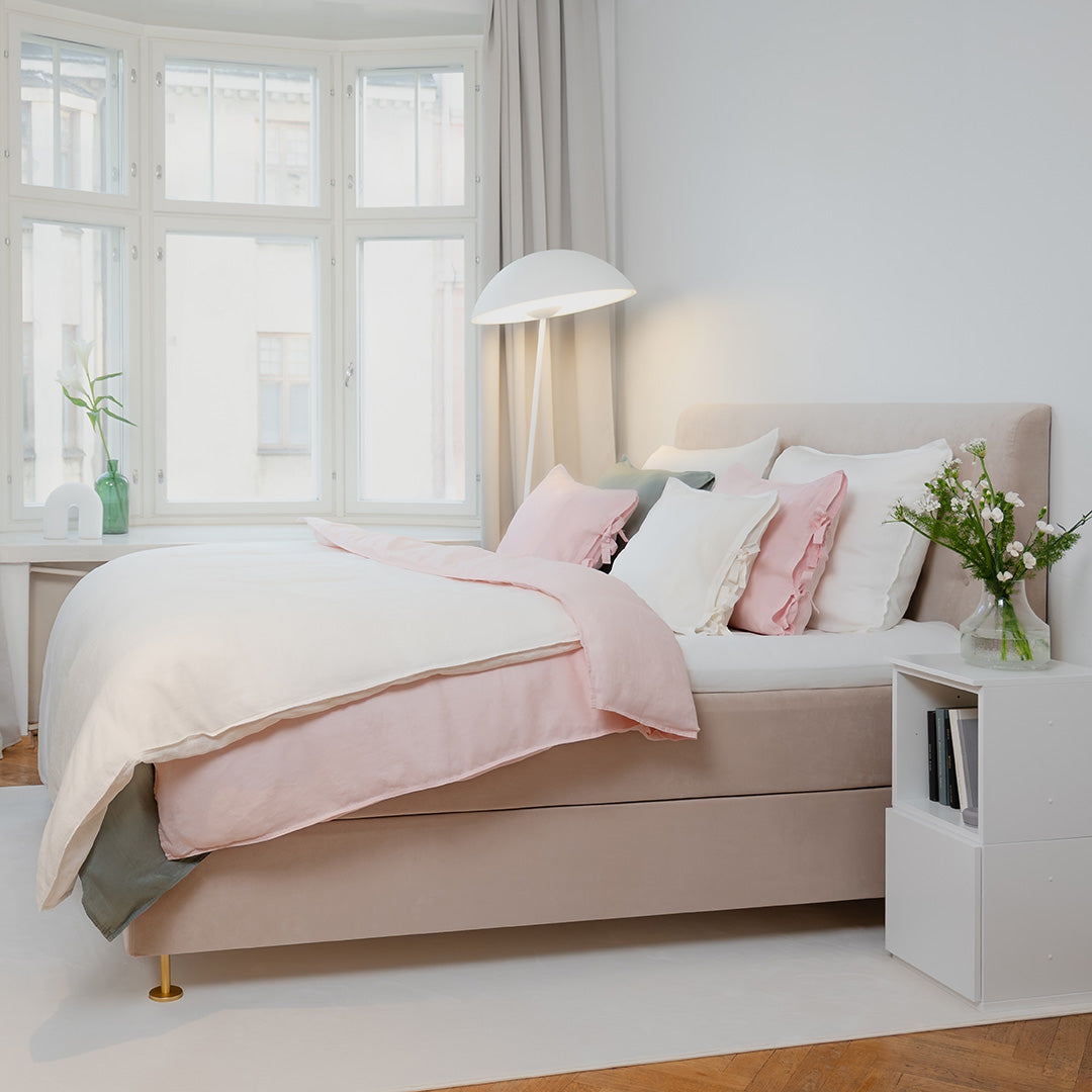 Velvet Lux continental bed 180x200 cm | beige
